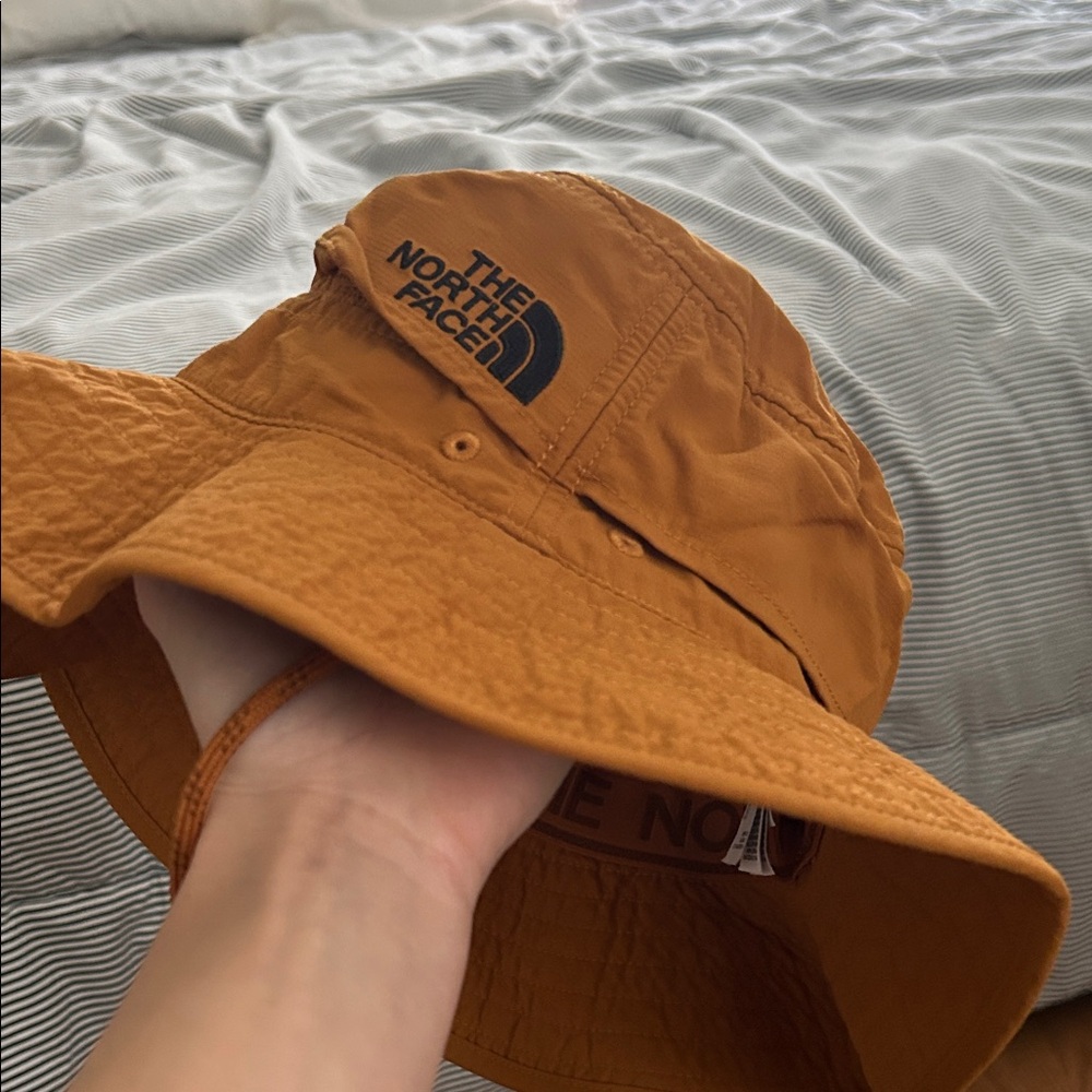 The North Face Ochre Outdoor Bucket Hat - Picture 5 of 5